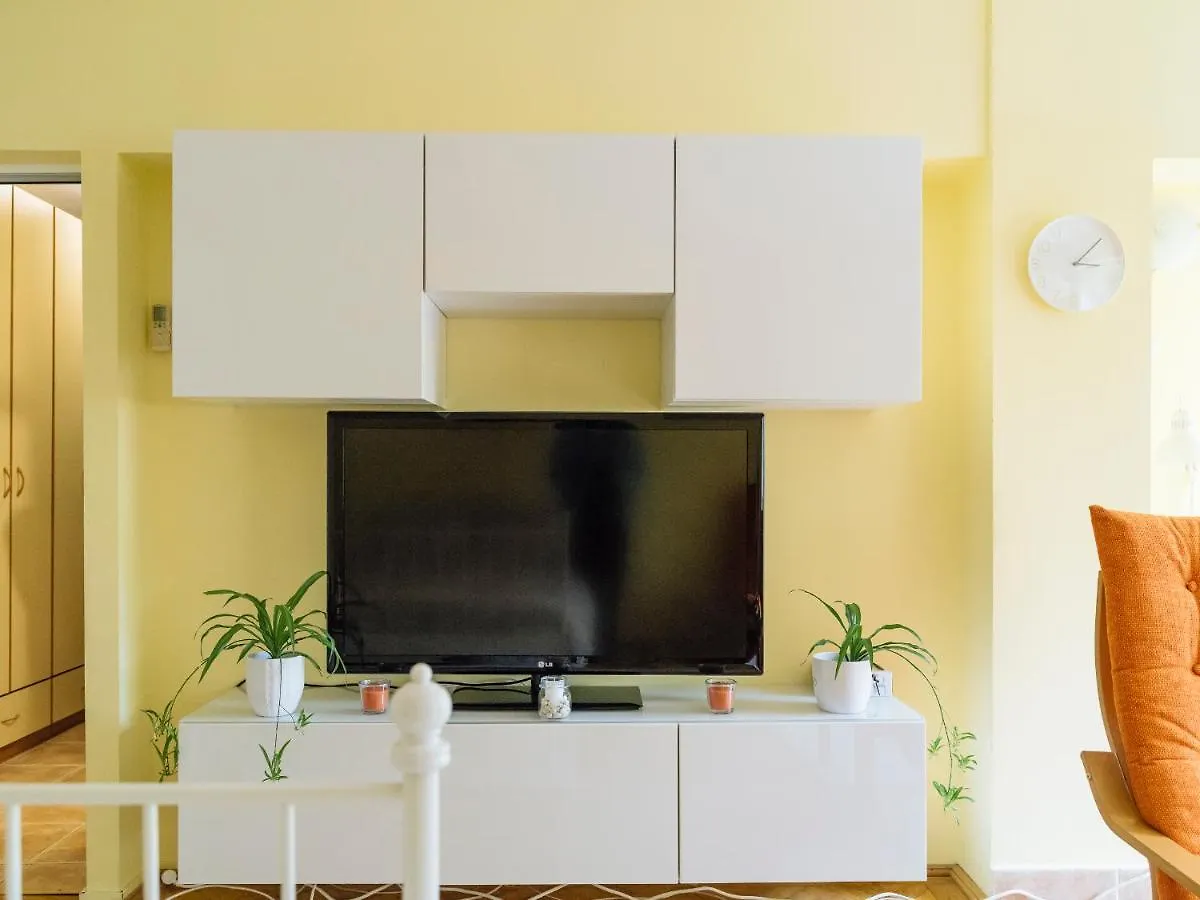 Herastrau Arancia Studio - Business District Apartment Bucharest 0*,