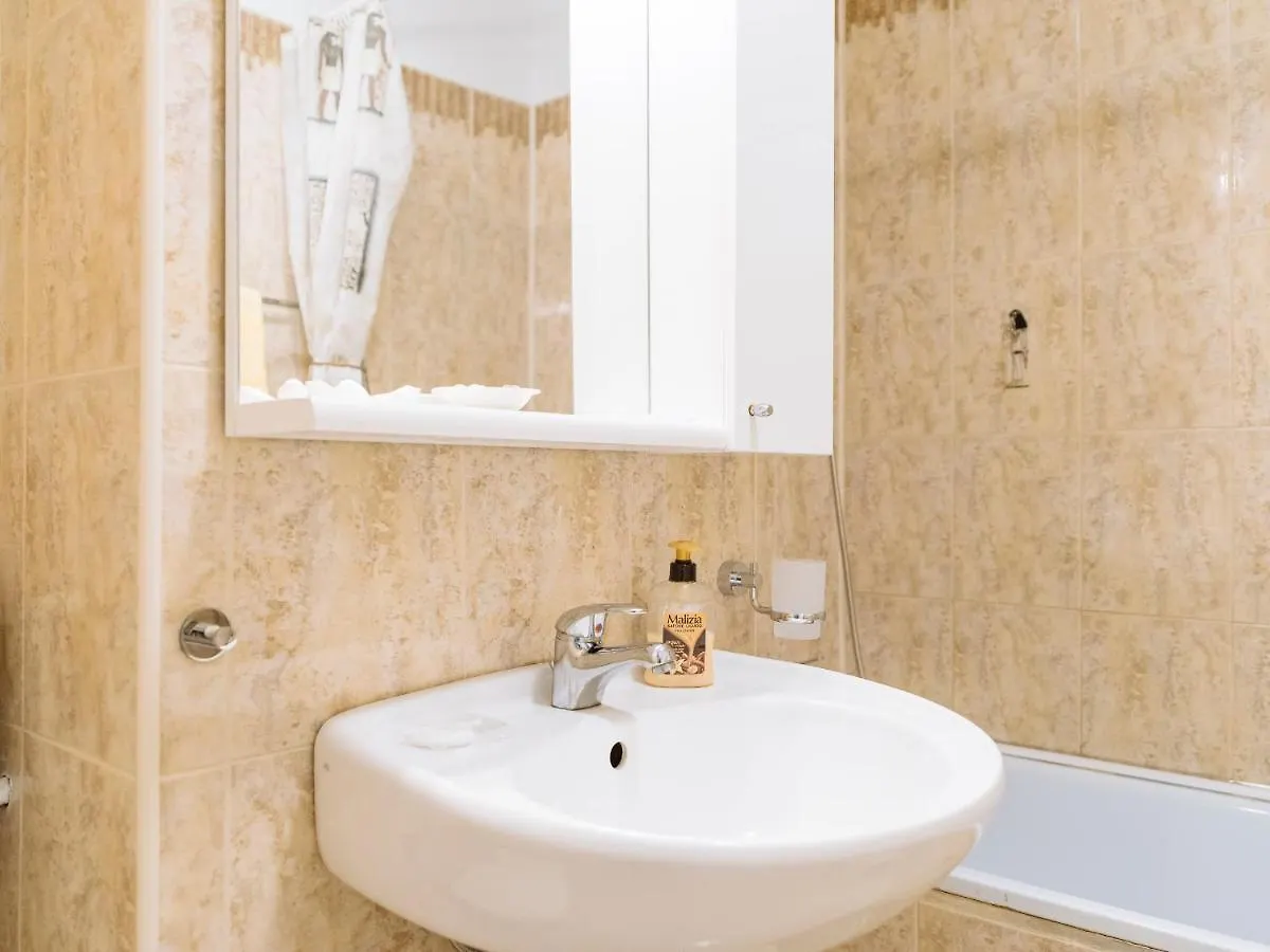 Herastrau Arancia Studio - Business District Apartment Bucharest